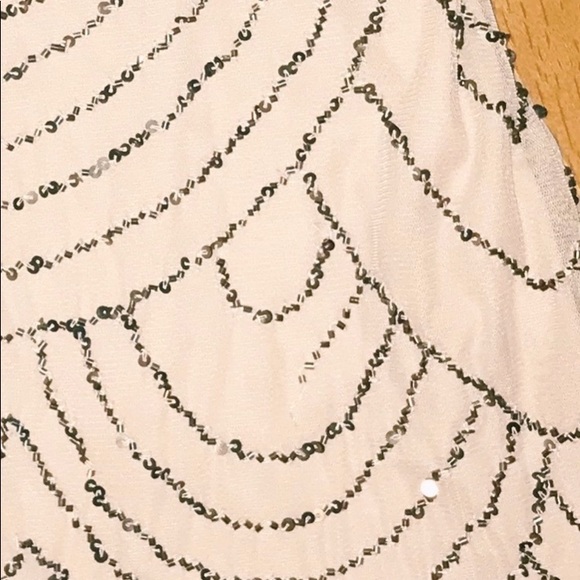 Short cocktail dress - Picture 3 of 3